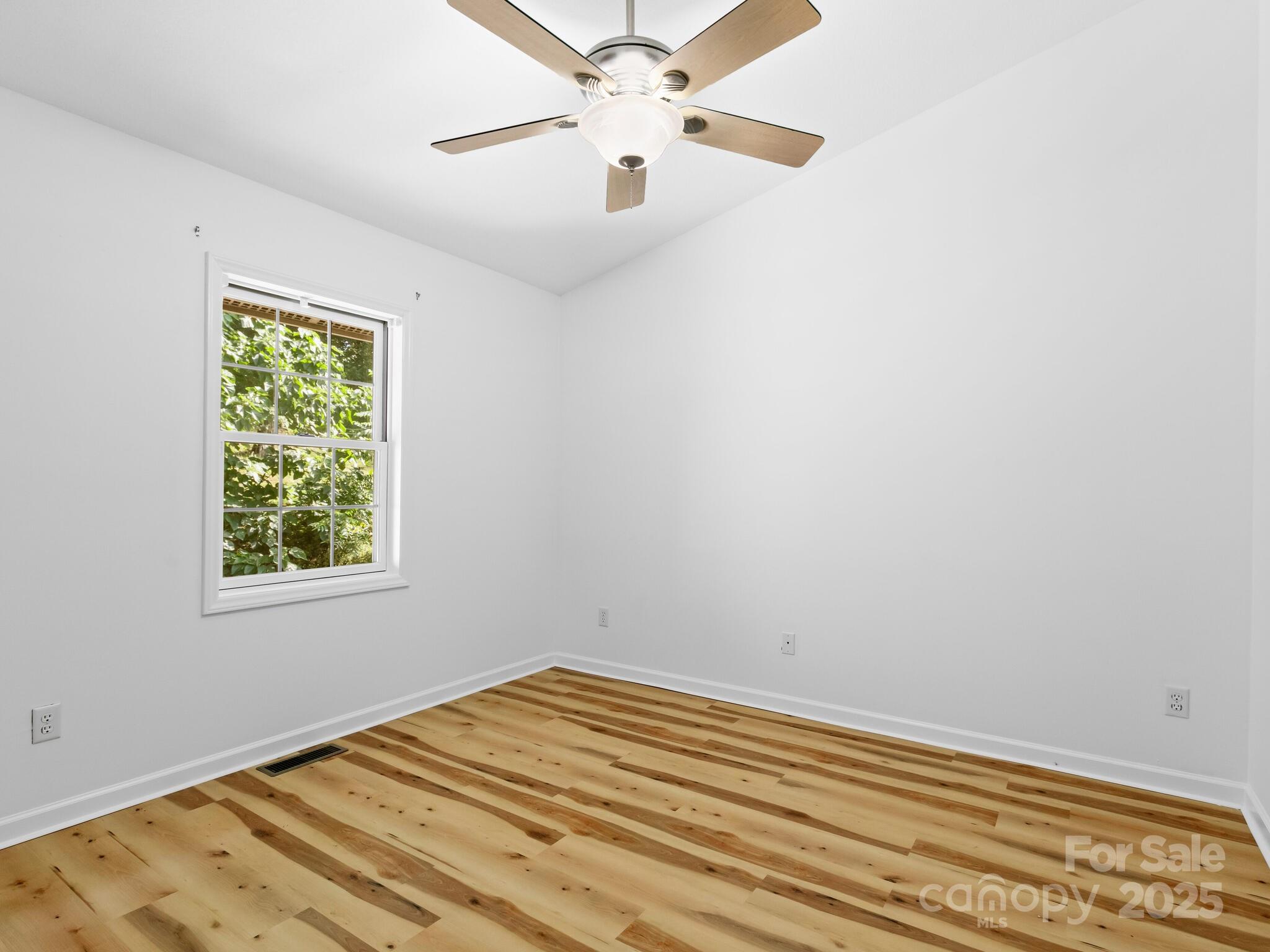 515 Pond Road Property Photo 17