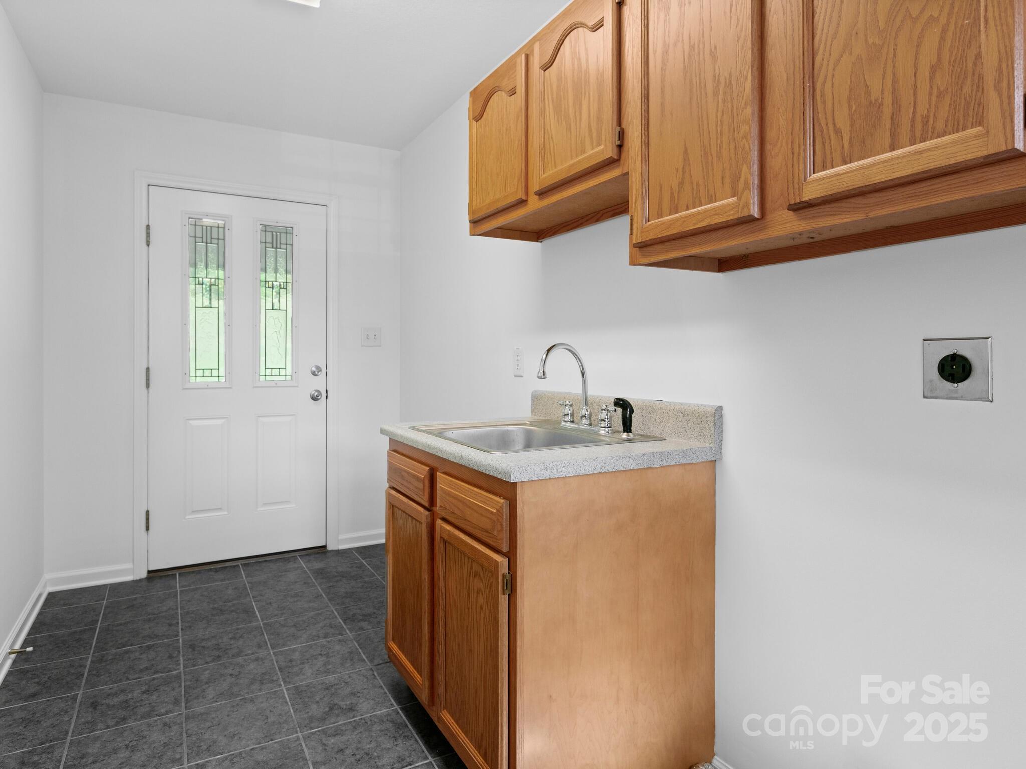 515 Pond Road Property Photo 22