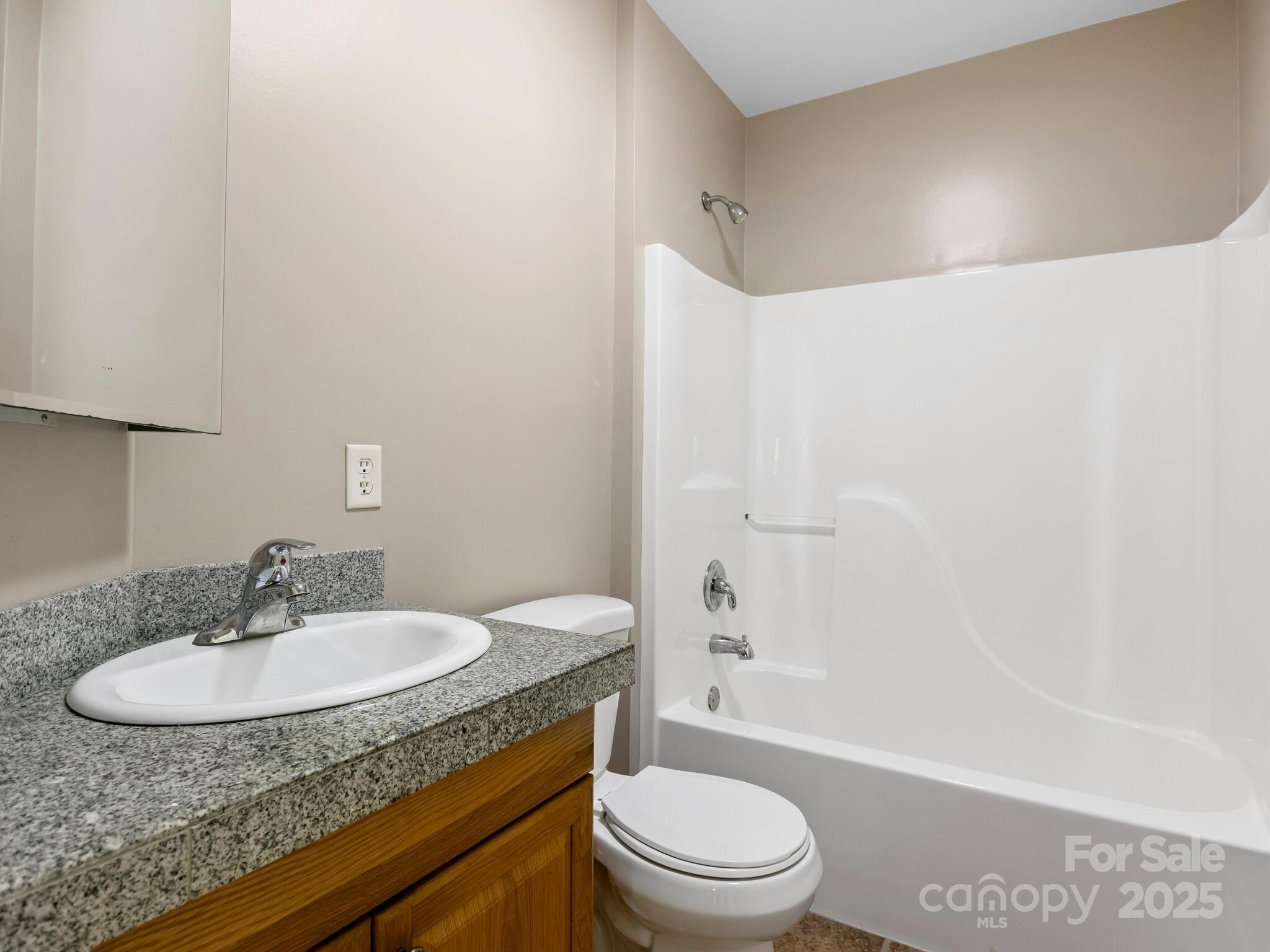 515 Pond Road Property Photo 26