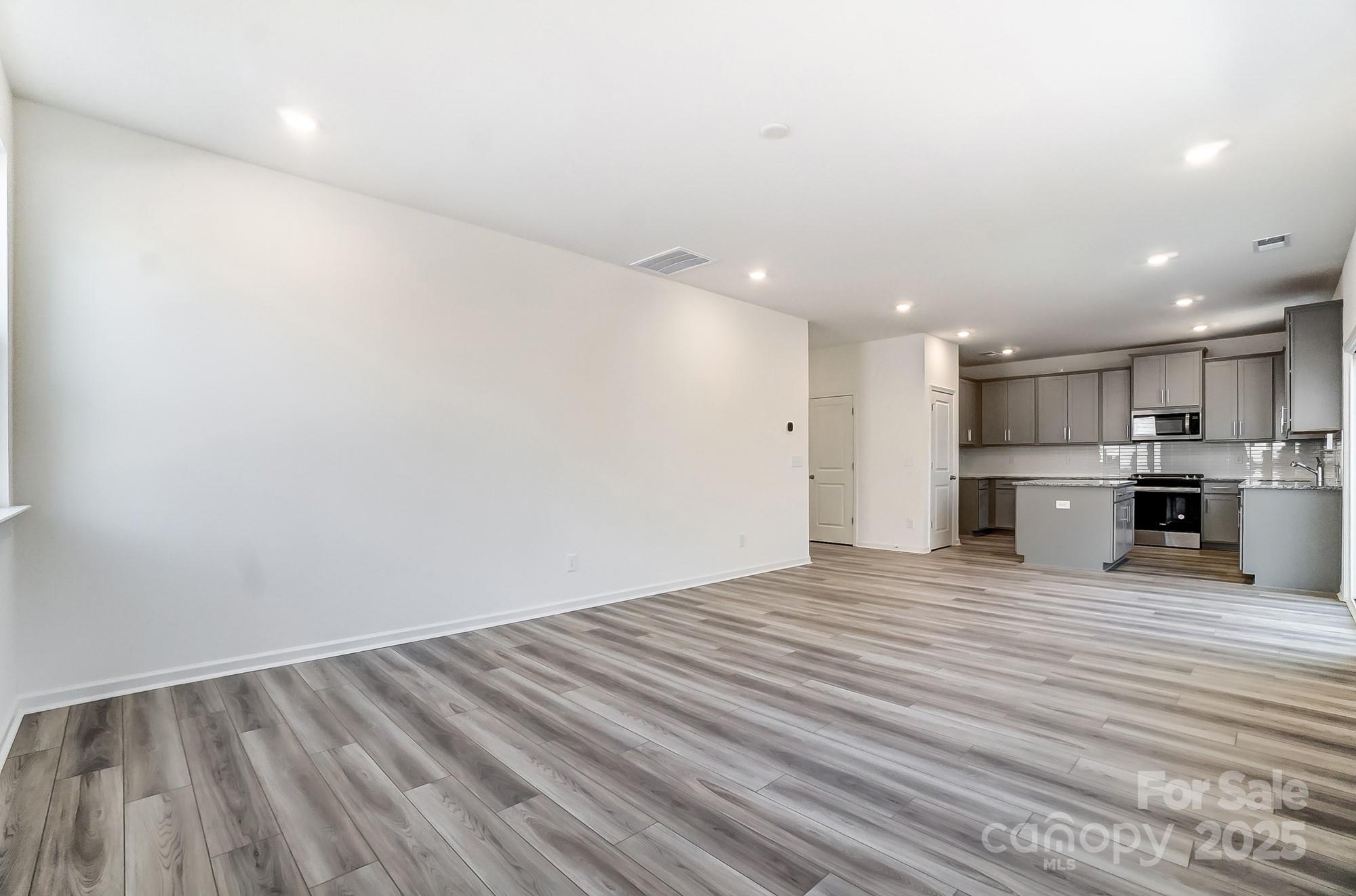 12320 Riceland Way Property Photo 7