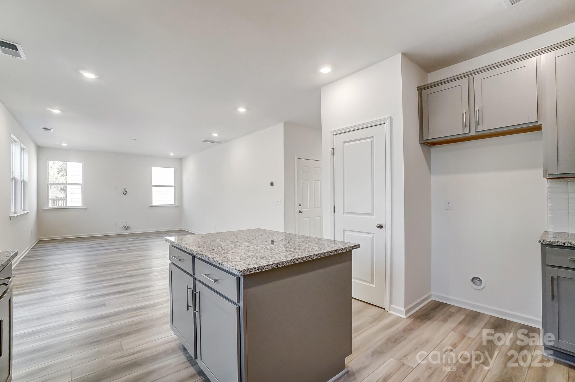 12320 Riceland Way Property Photo 15