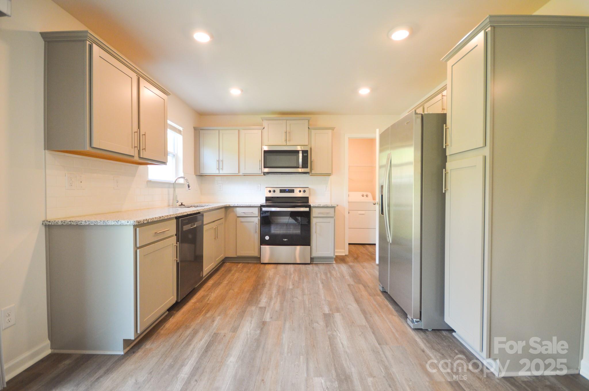 25 Cain Hollow Way Property Photo 3