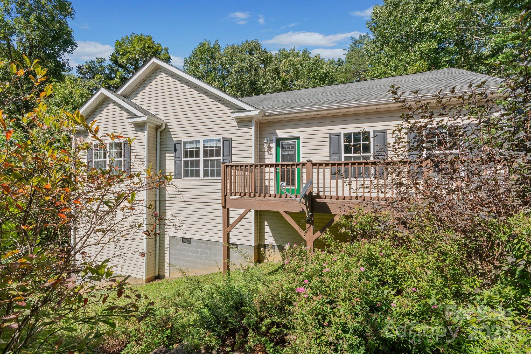 36 Forest Ridge Drive Property Photo 1