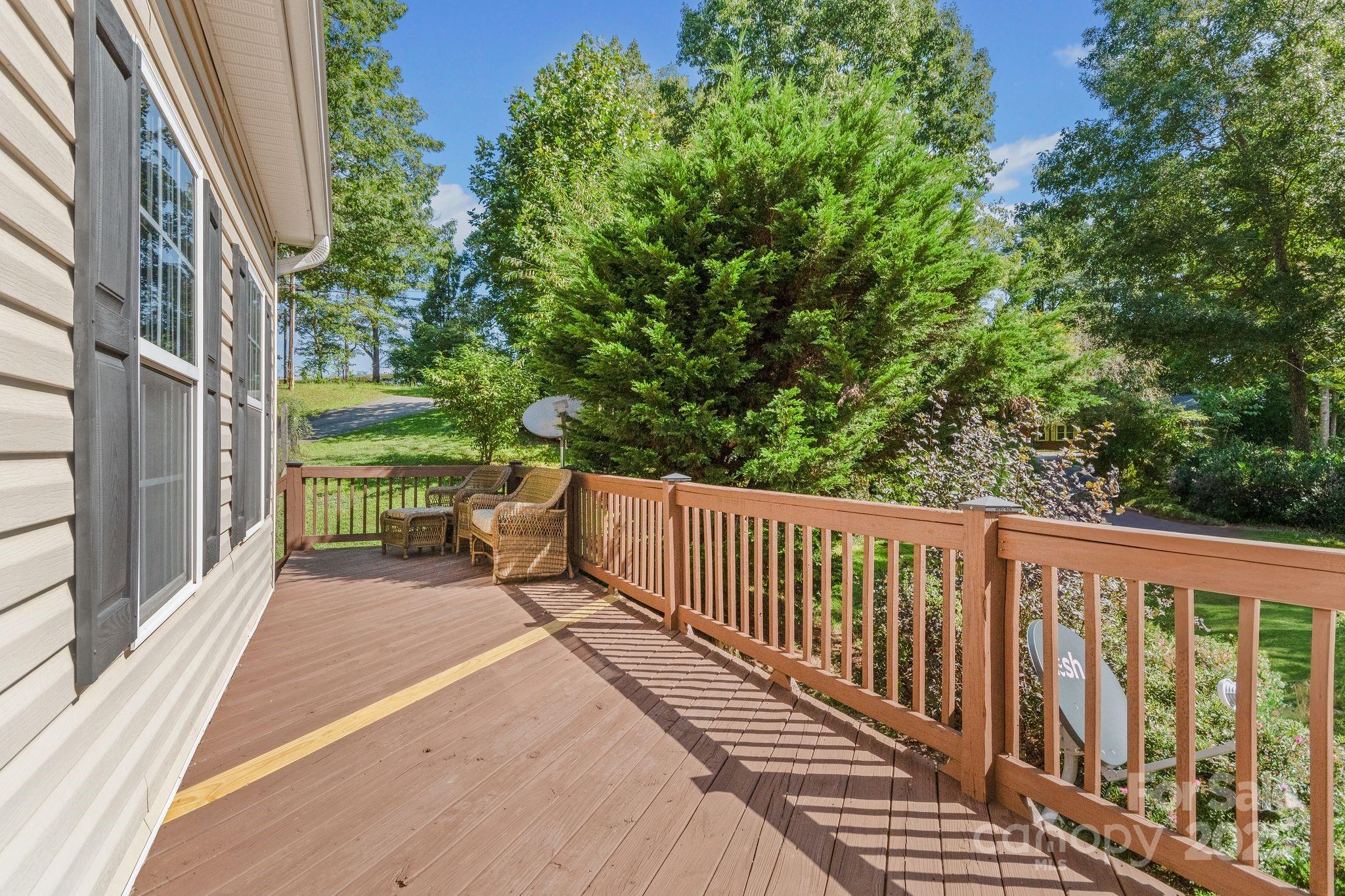 36 Forest Ridge Drive Property Photo 2