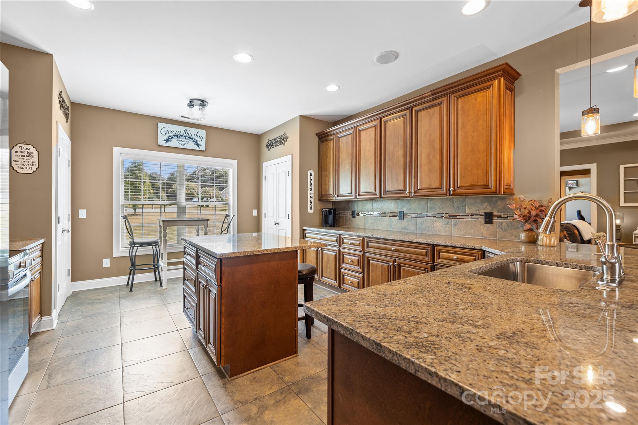 9301 Poinchester Drive Property Photo 14