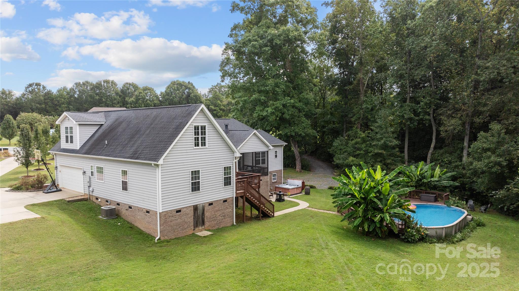 9301 Poinchester Drive Property Photo 42
