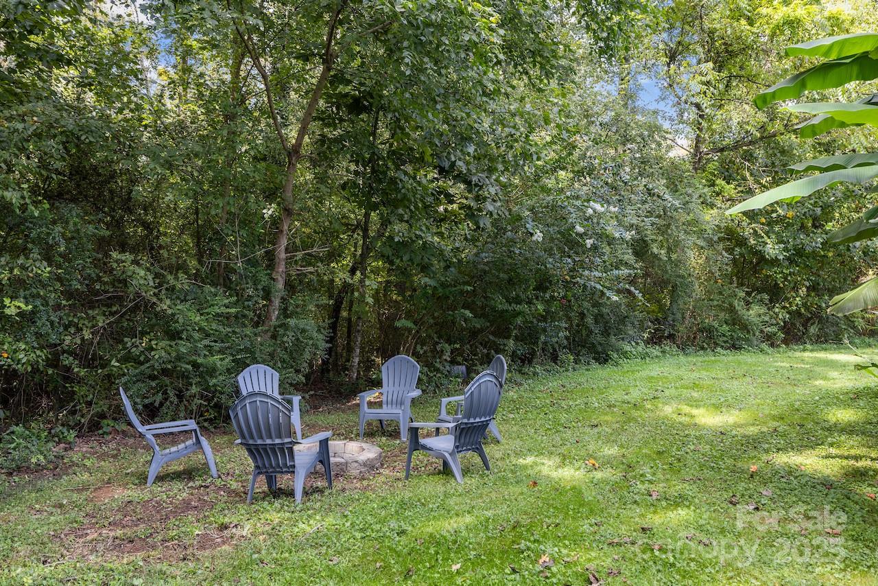 9301 Poinchester Drive Property Photo 46