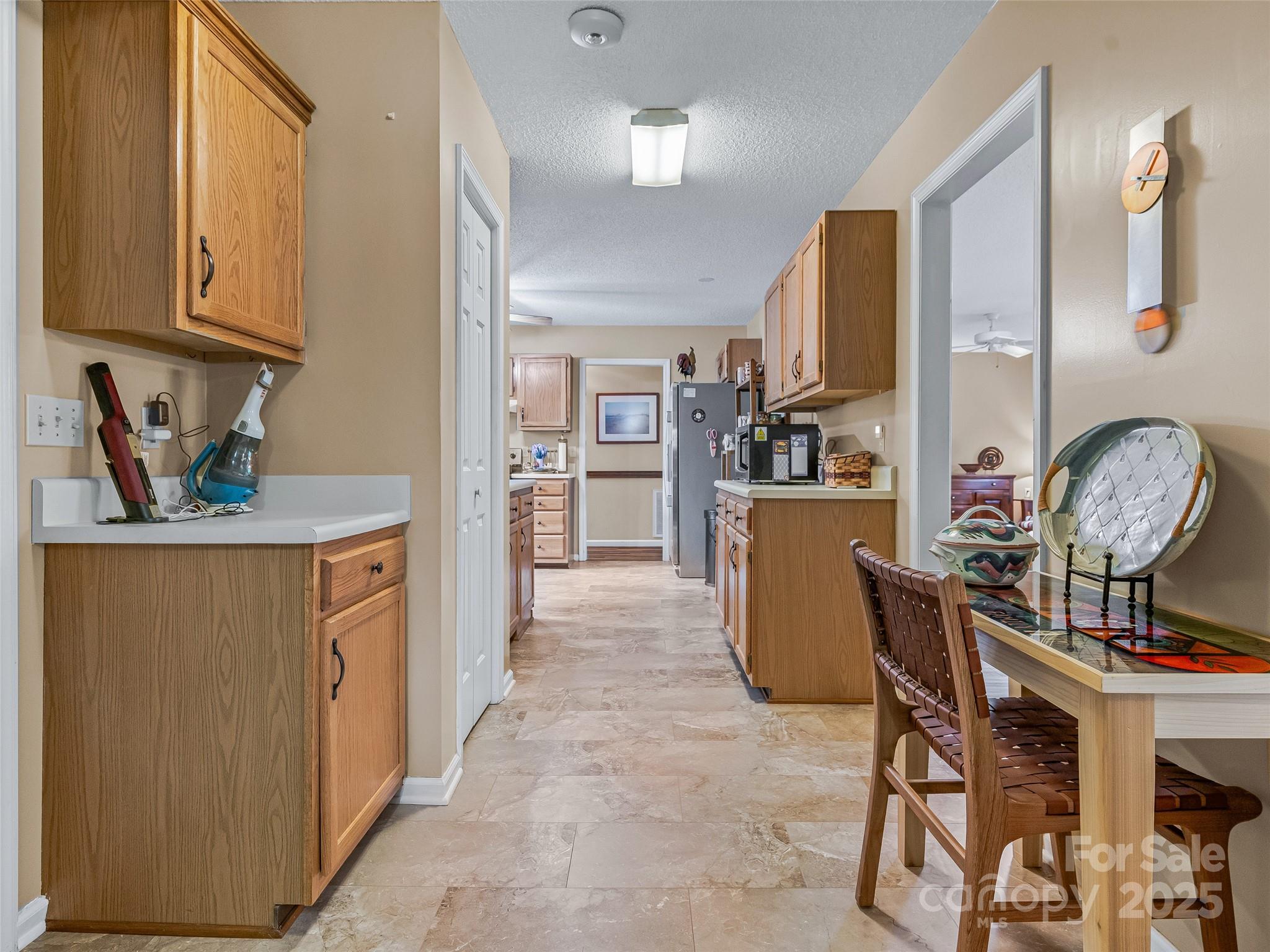 144 Derbyshire Drive Property Photo 25
