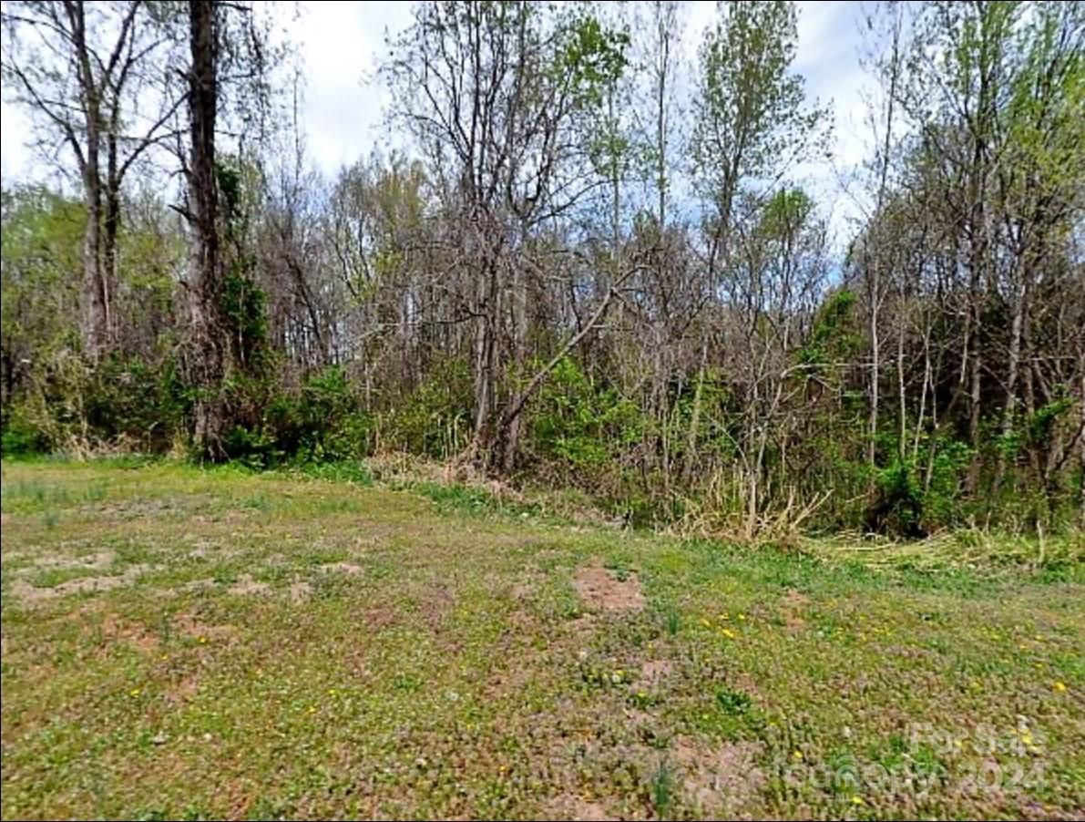 235 Nance Road Property Photo 2