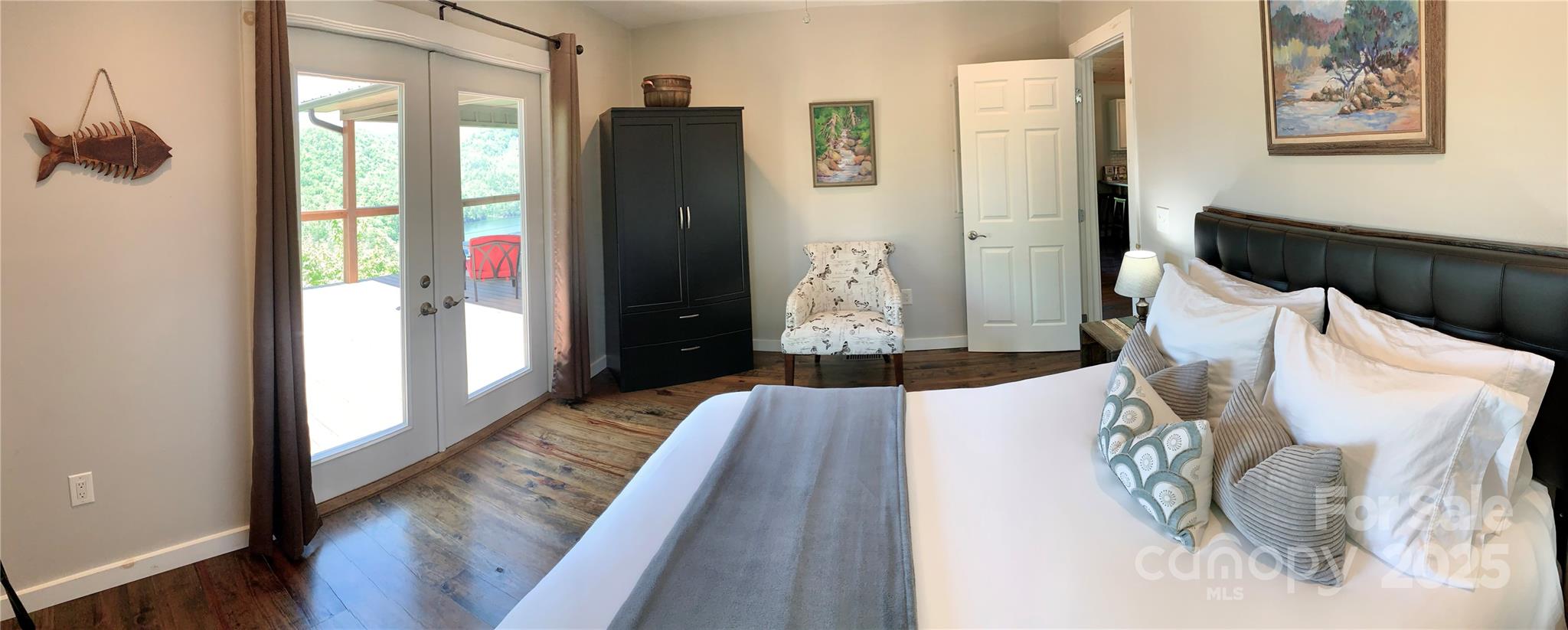 1628 Round Hill Road Property Photo 12