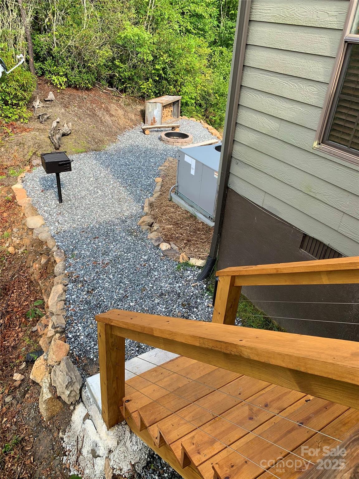 1628 Round Hill Road Property Photo 14