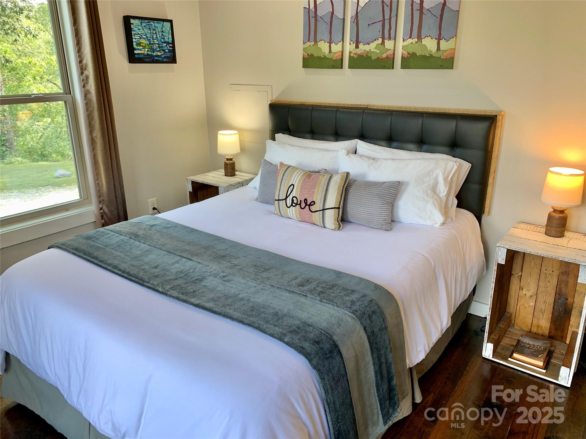 1628 Round Hill Road Property Photo 16