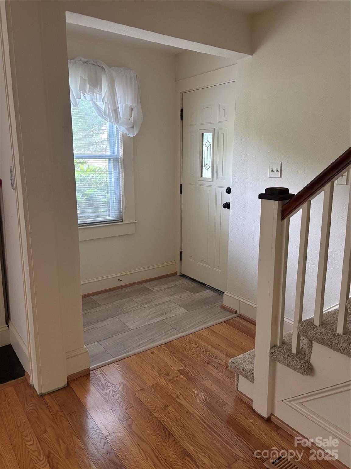 112 S 2nd Avenue Property Photo 10