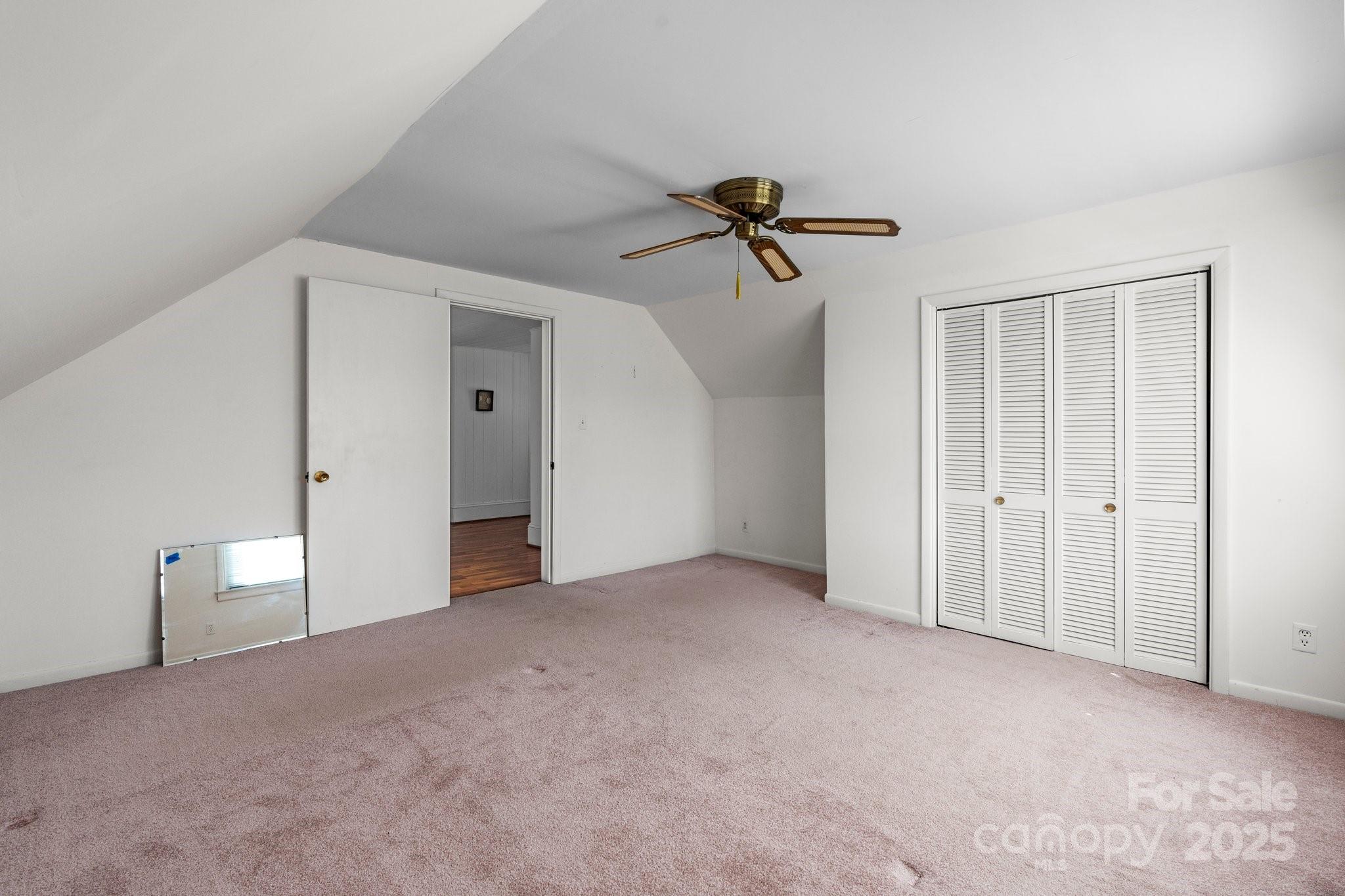 112 S 2nd Avenue Property Photo 21