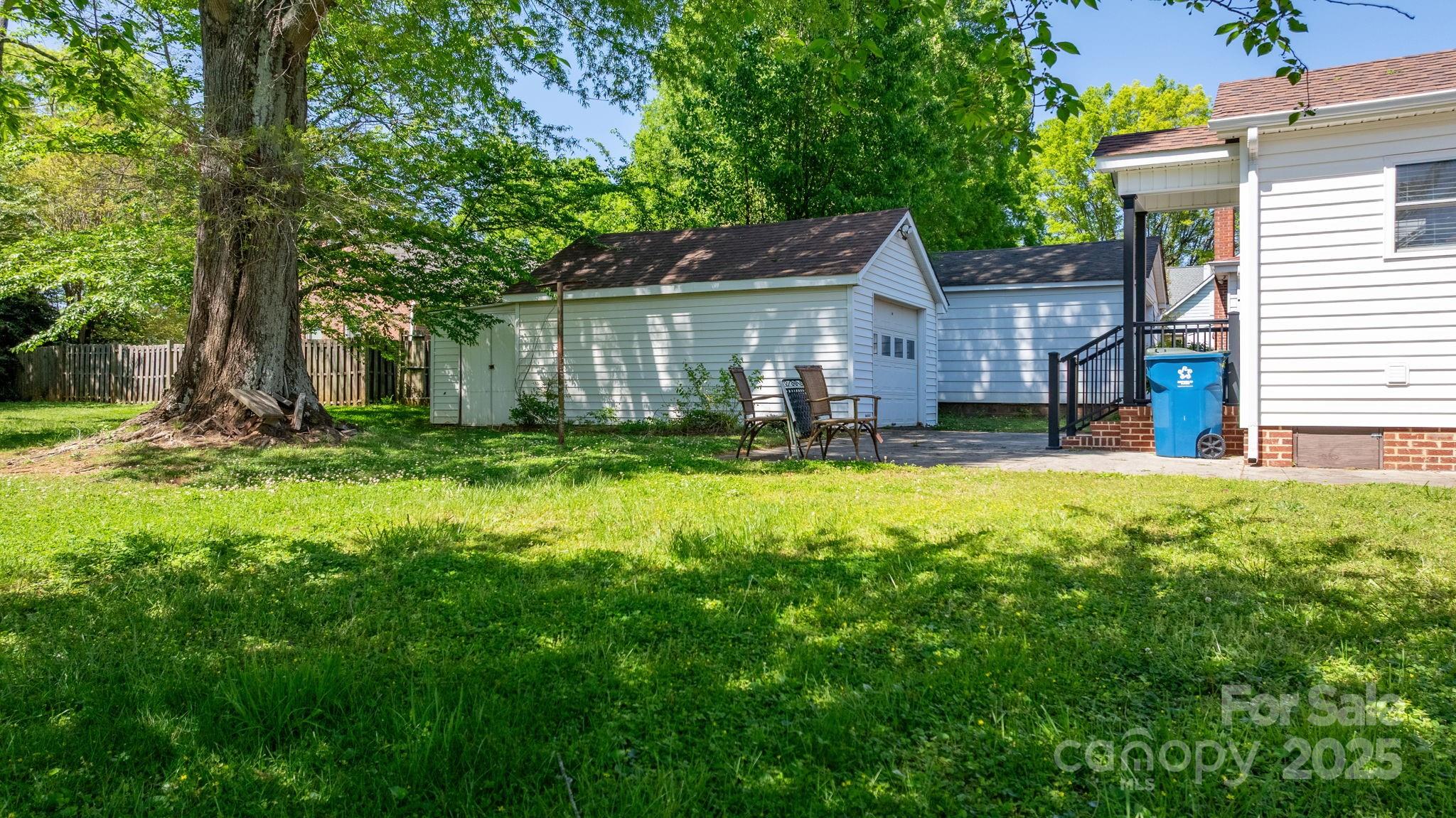 112 S 2nd Avenue Property Photo 25