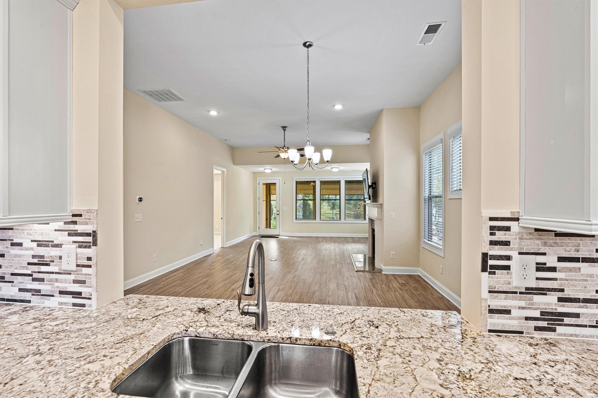 8121 Festival Way Property Photo 16