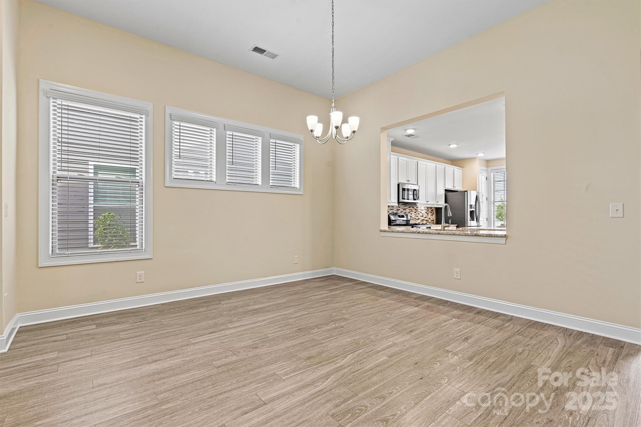8121 Festival Way Property Photo 17