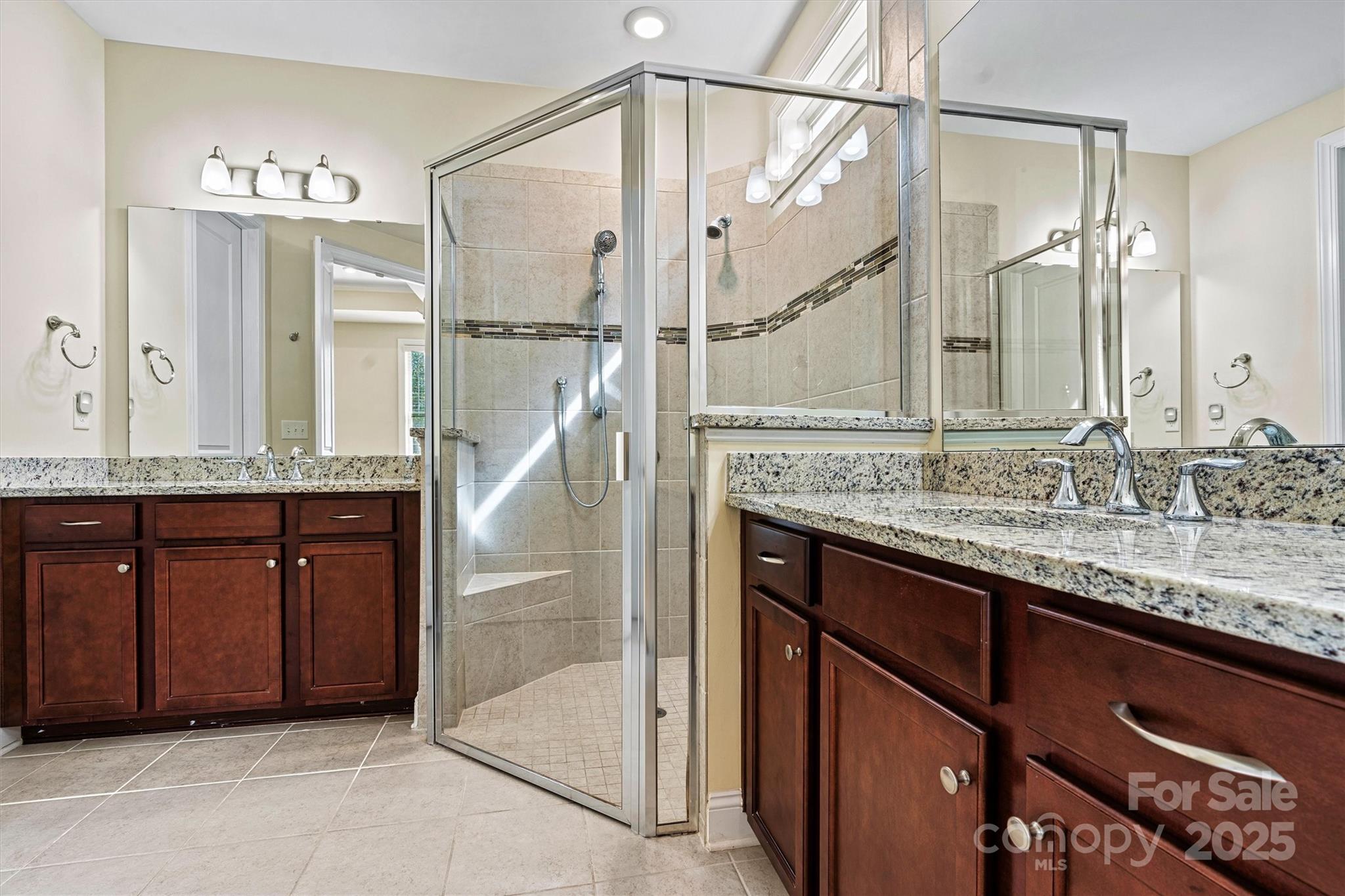 8121 Festival Way Property Photo 21