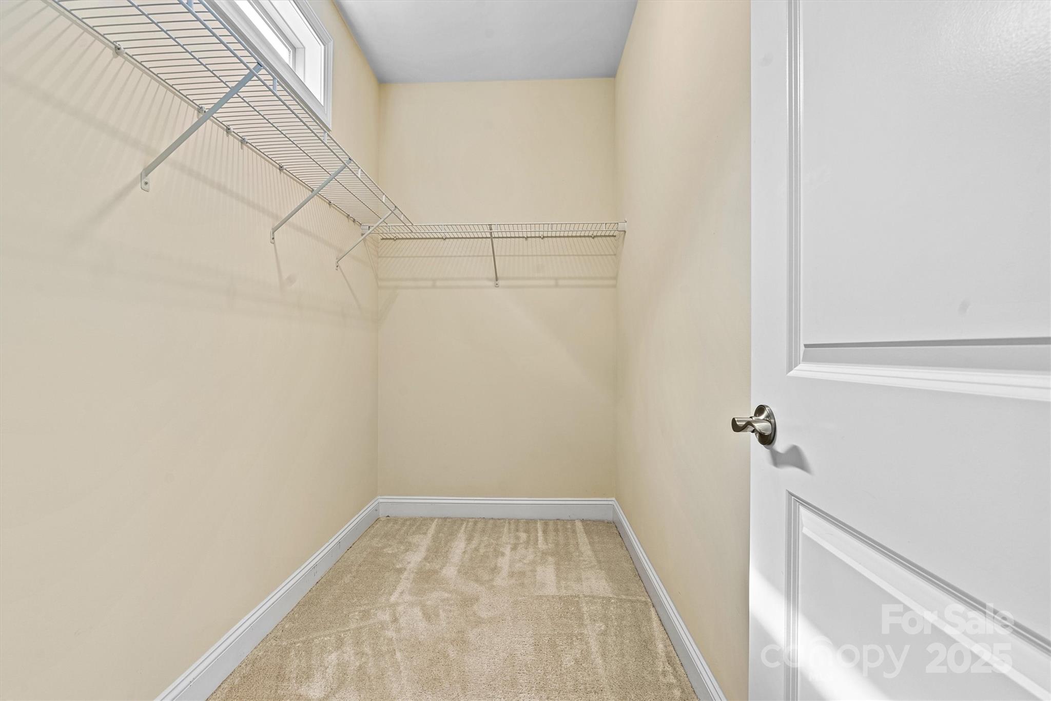 8121 Festival Way Property Photo 23
