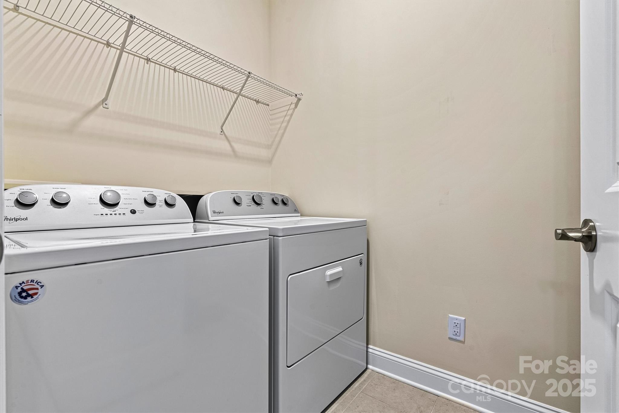 8121 Festival Way Property Photo 27