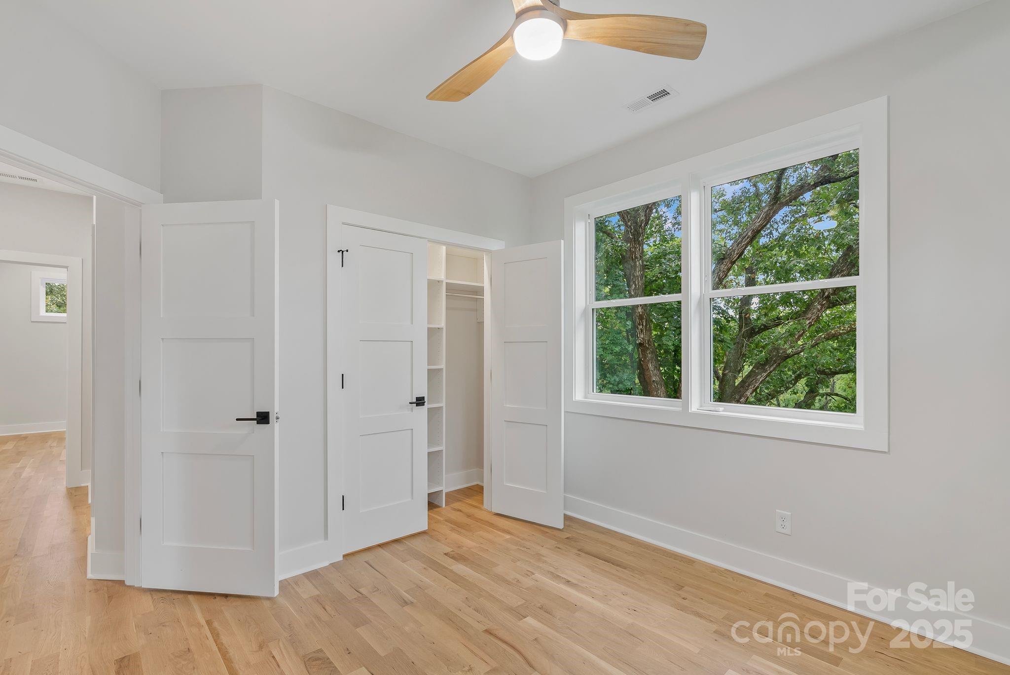 345 Riverview Drive Property Photo 15