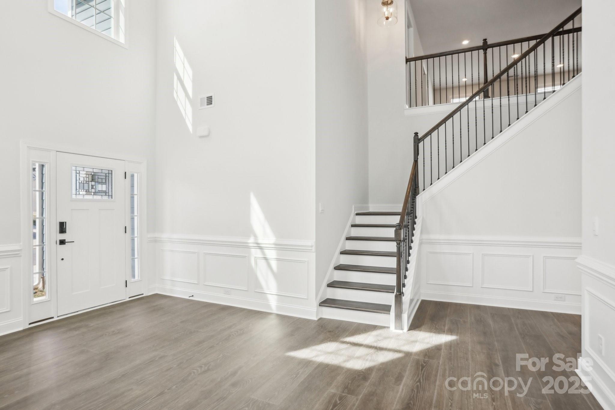 5108 Silver Creek Lane Property Photo 4