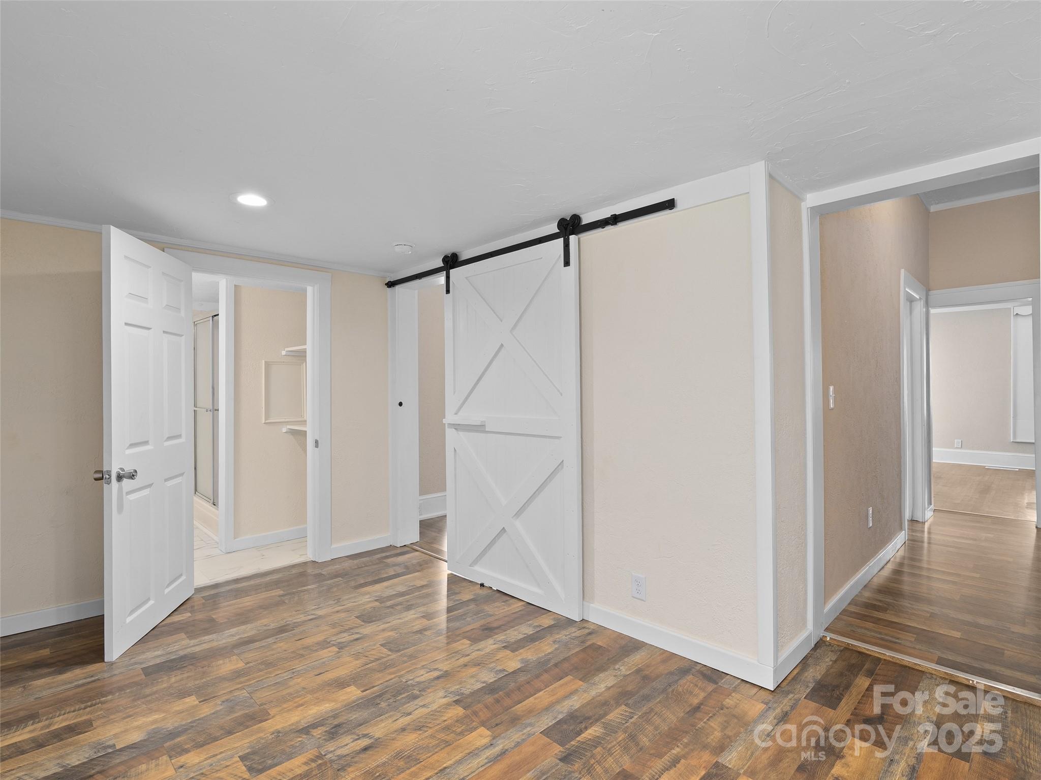 290 Killian Street Property Photo 18