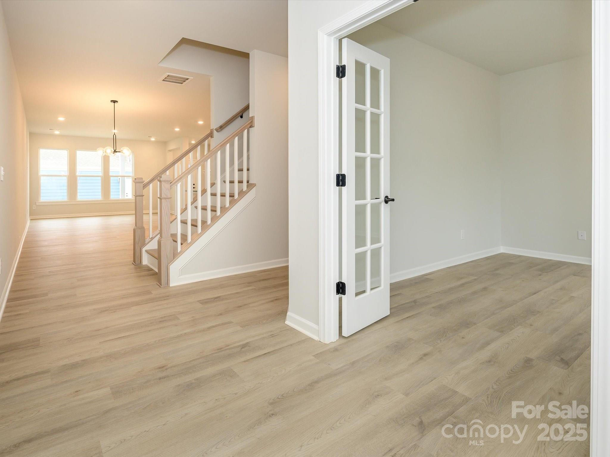10507 Boudreaux Street Property Photo 4