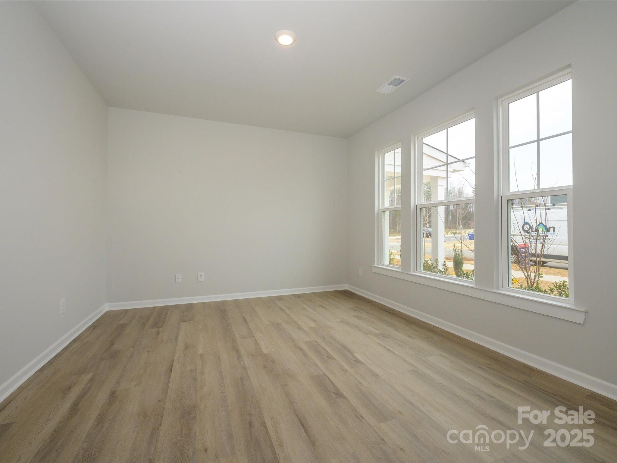 10507 Boudreaux Street Property Photo 5