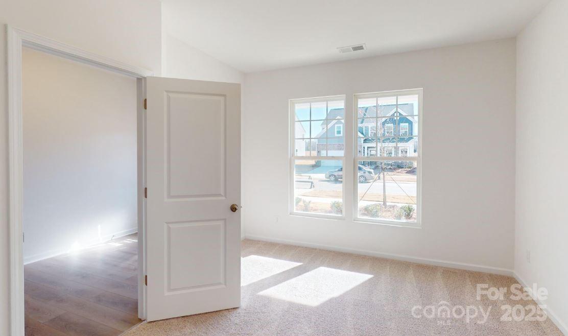 1805 Augustine Street Property Photo 3
