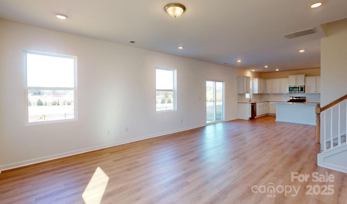 1805 Augustine Street Property Photo 6