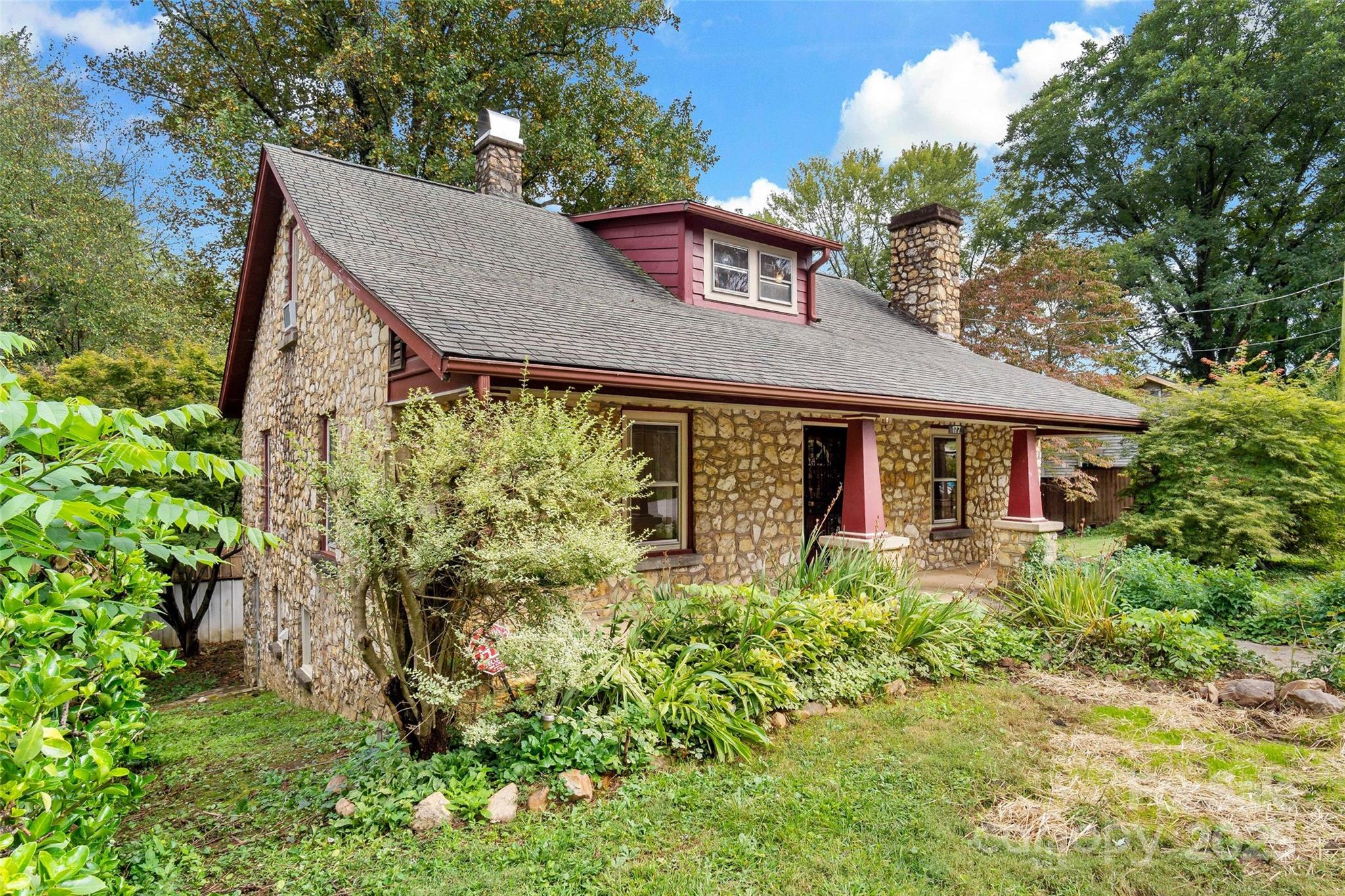 177 Salisbury Avenue Property Photo 1