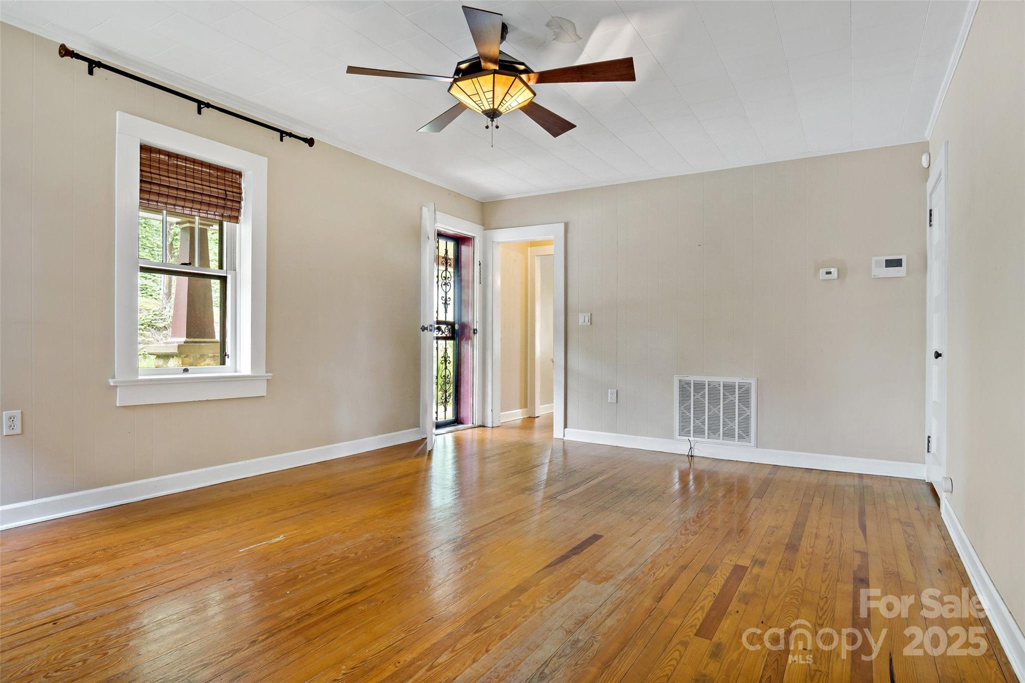 177 Salisbury Avenue Property Photo 8
