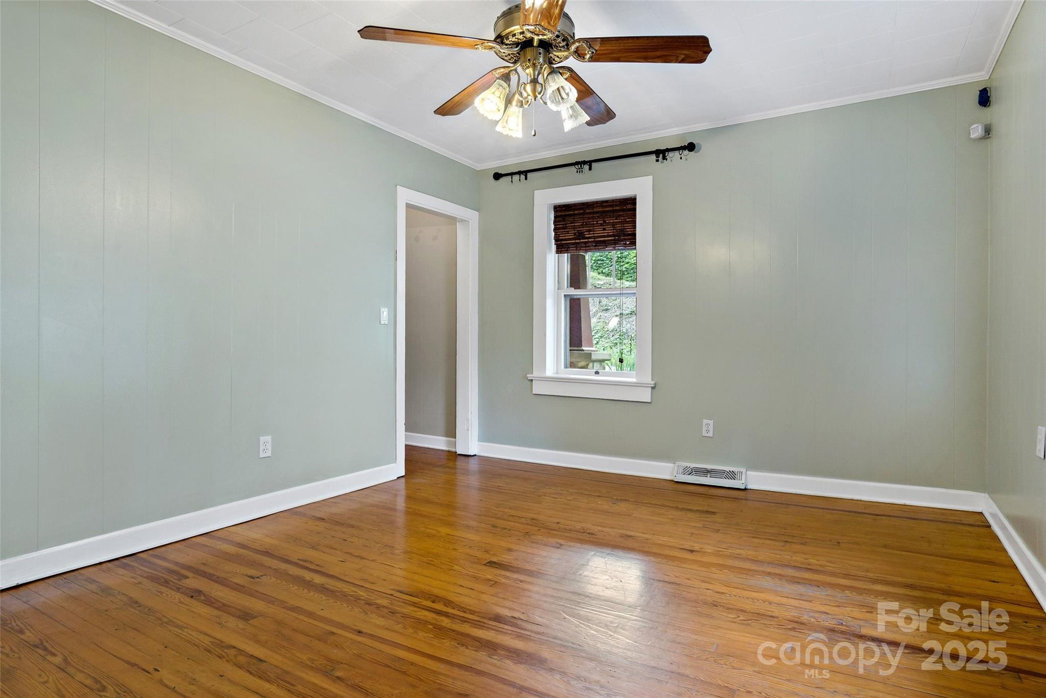 177 Salisbury Avenue Property Photo 11