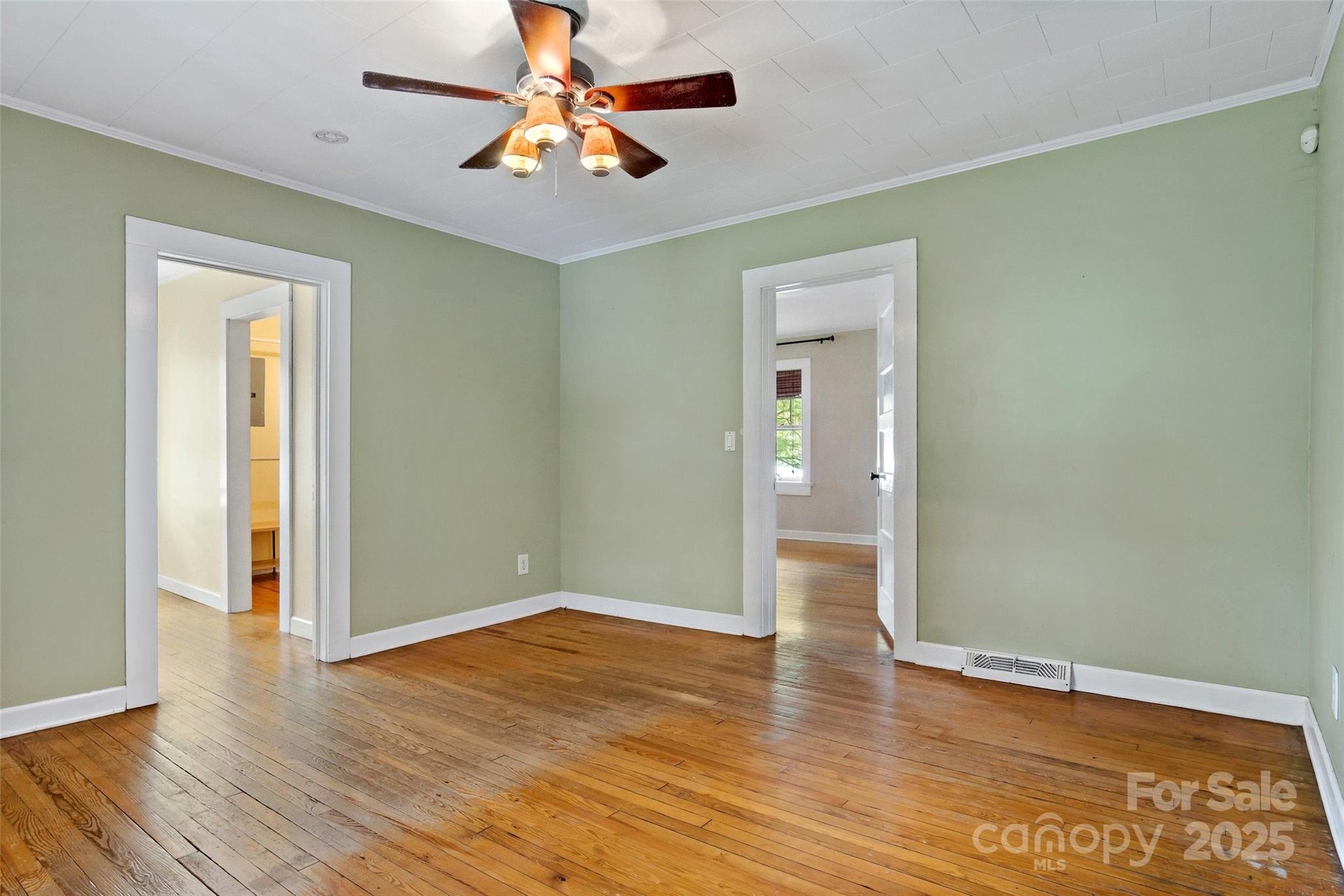 177 Salisbury Avenue Property Photo 16