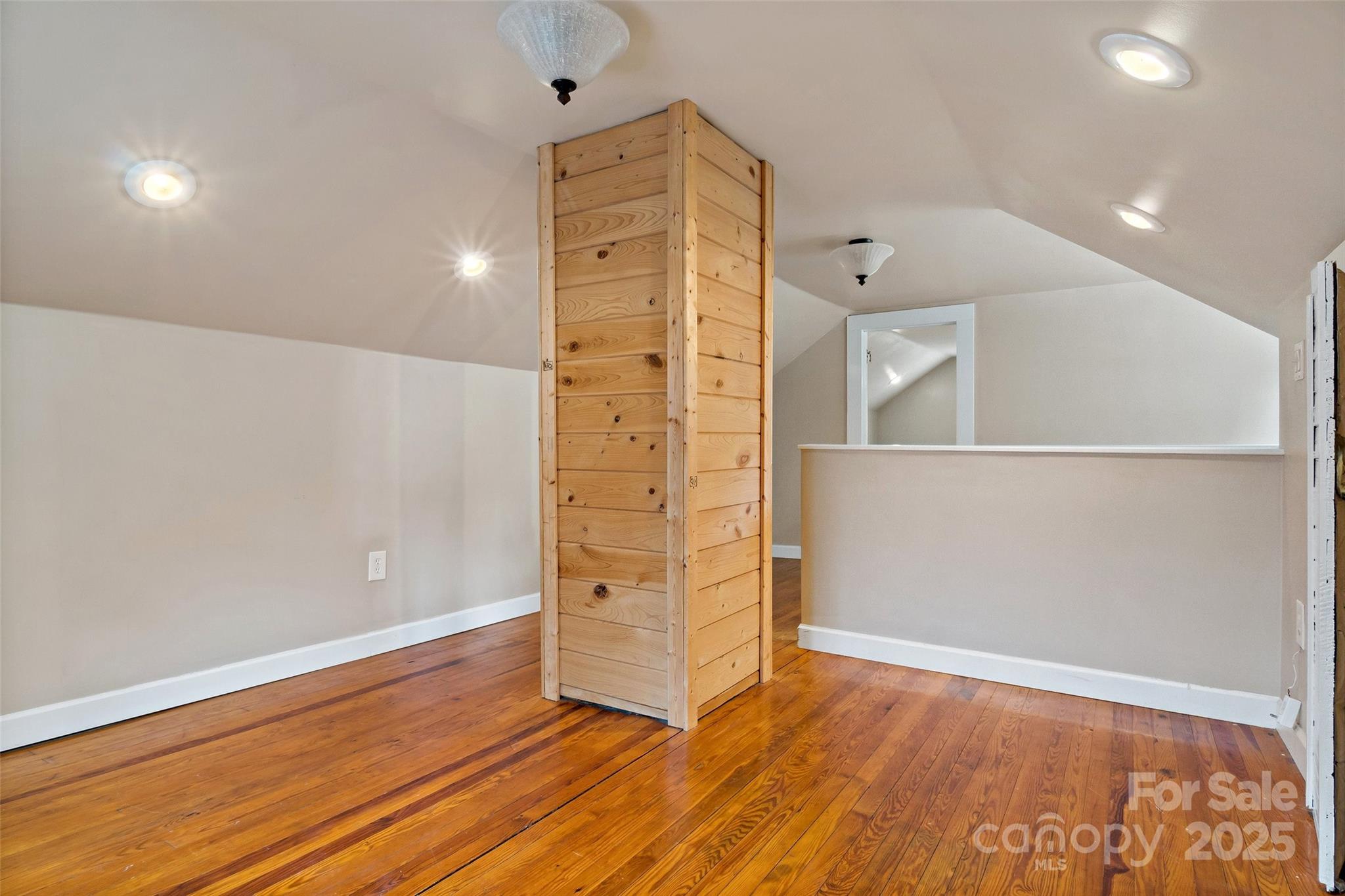 177 Salisbury Avenue Property Photo 26
