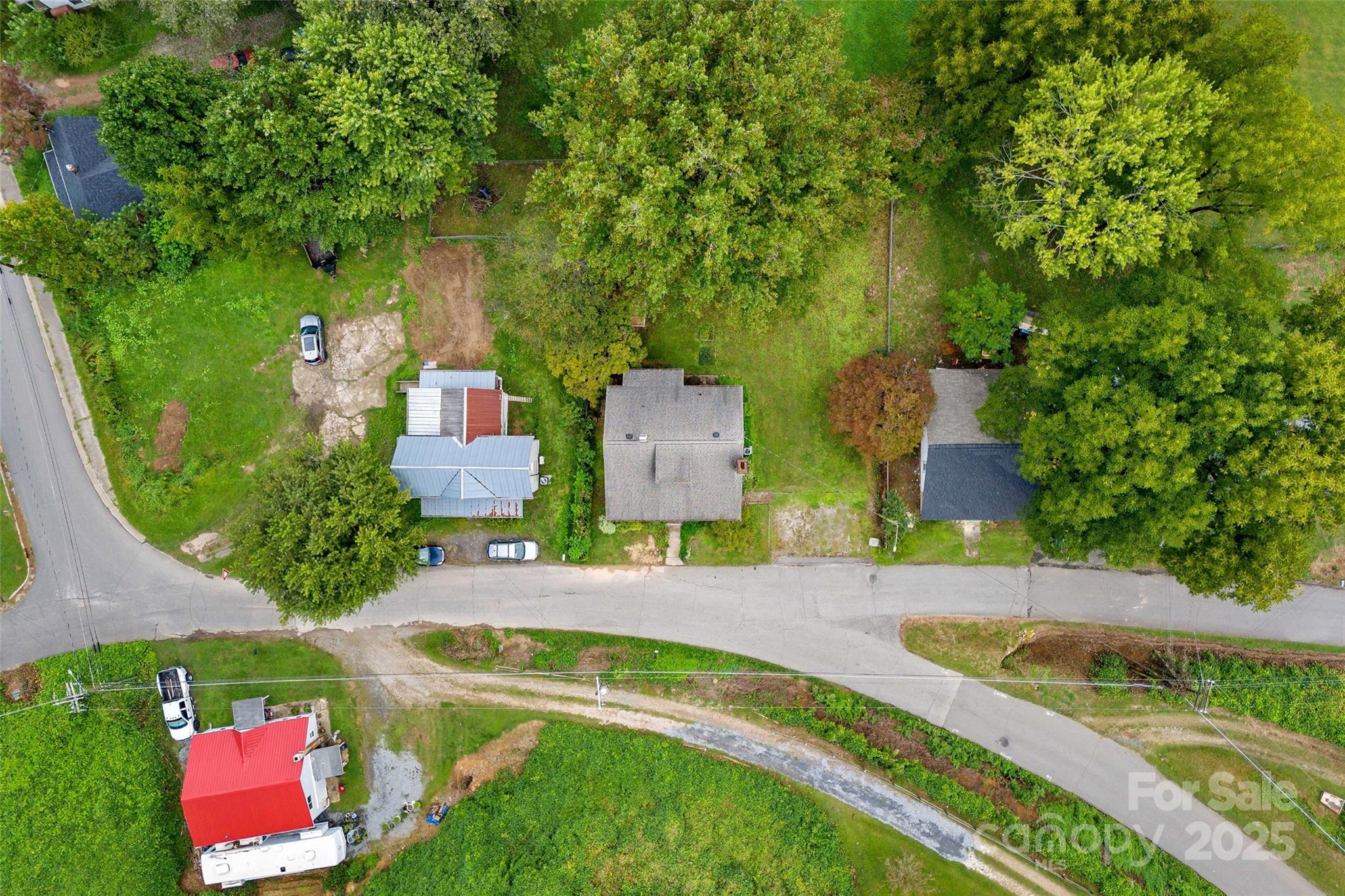 177 Salisbury Avenue Property Photo 27
