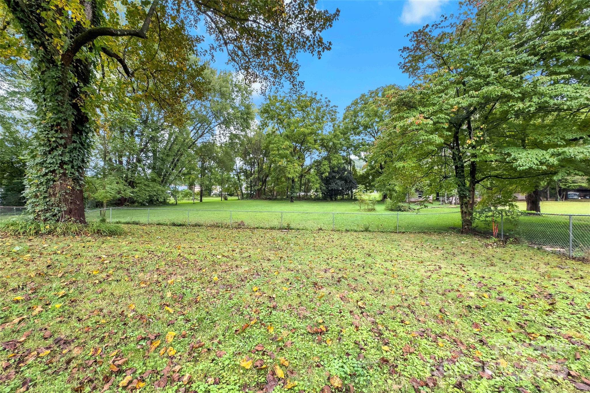177 Salisbury Avenue Property Photo 32