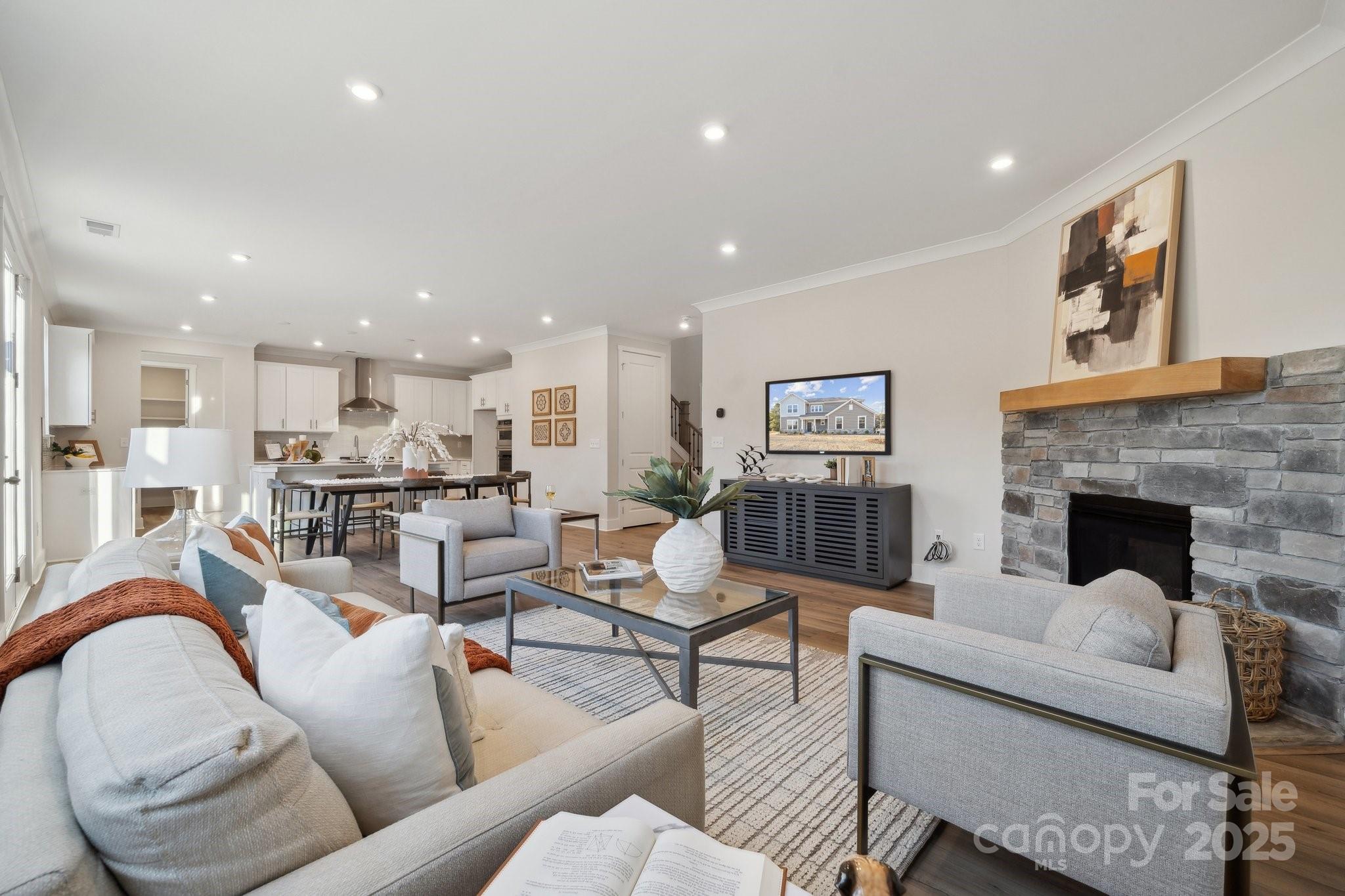 126 Brooke Forest Court Property Photo 8