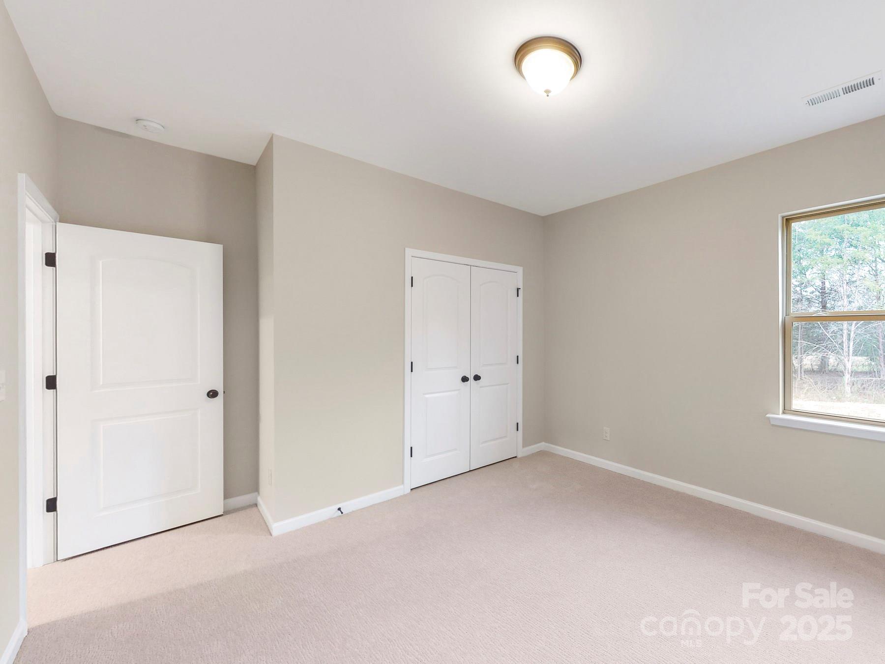 7089 Cobblefield Lane Property Photo 20