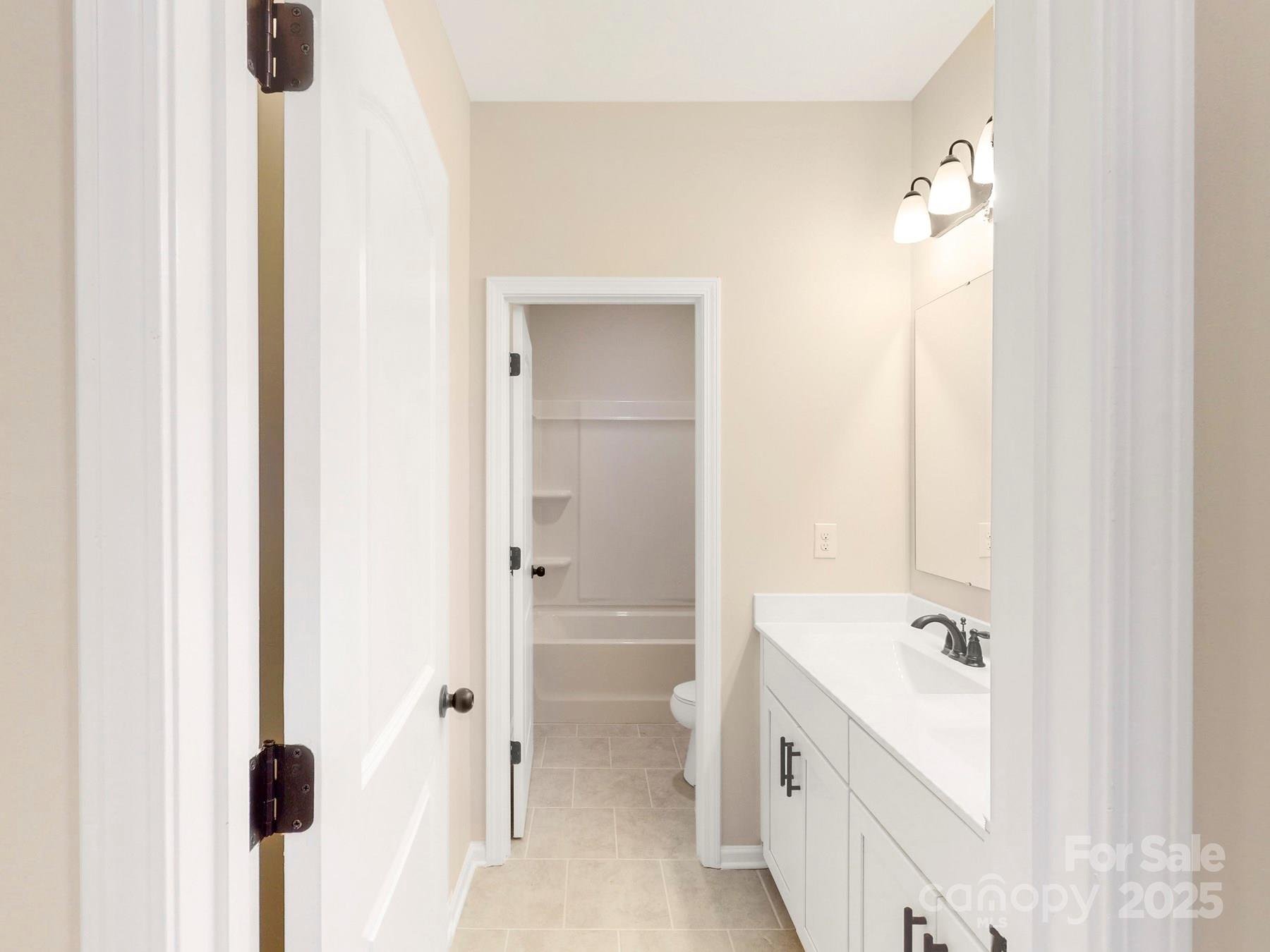7089 Cobblefield Lane Property Photo 24