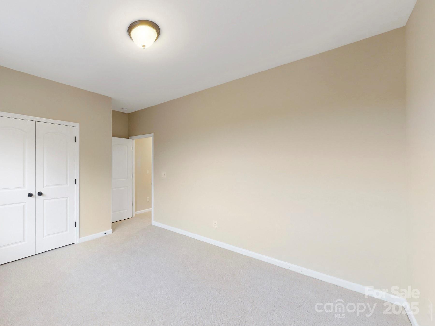 7089 Cobblefield Lane Property Photo 26