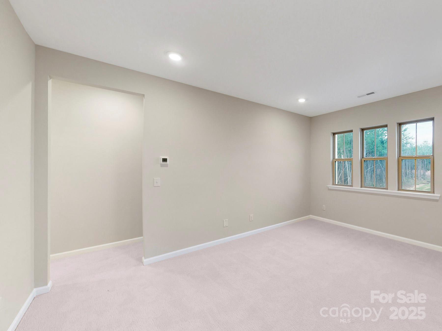 7089 Cobblefield Lane Property Photo 31