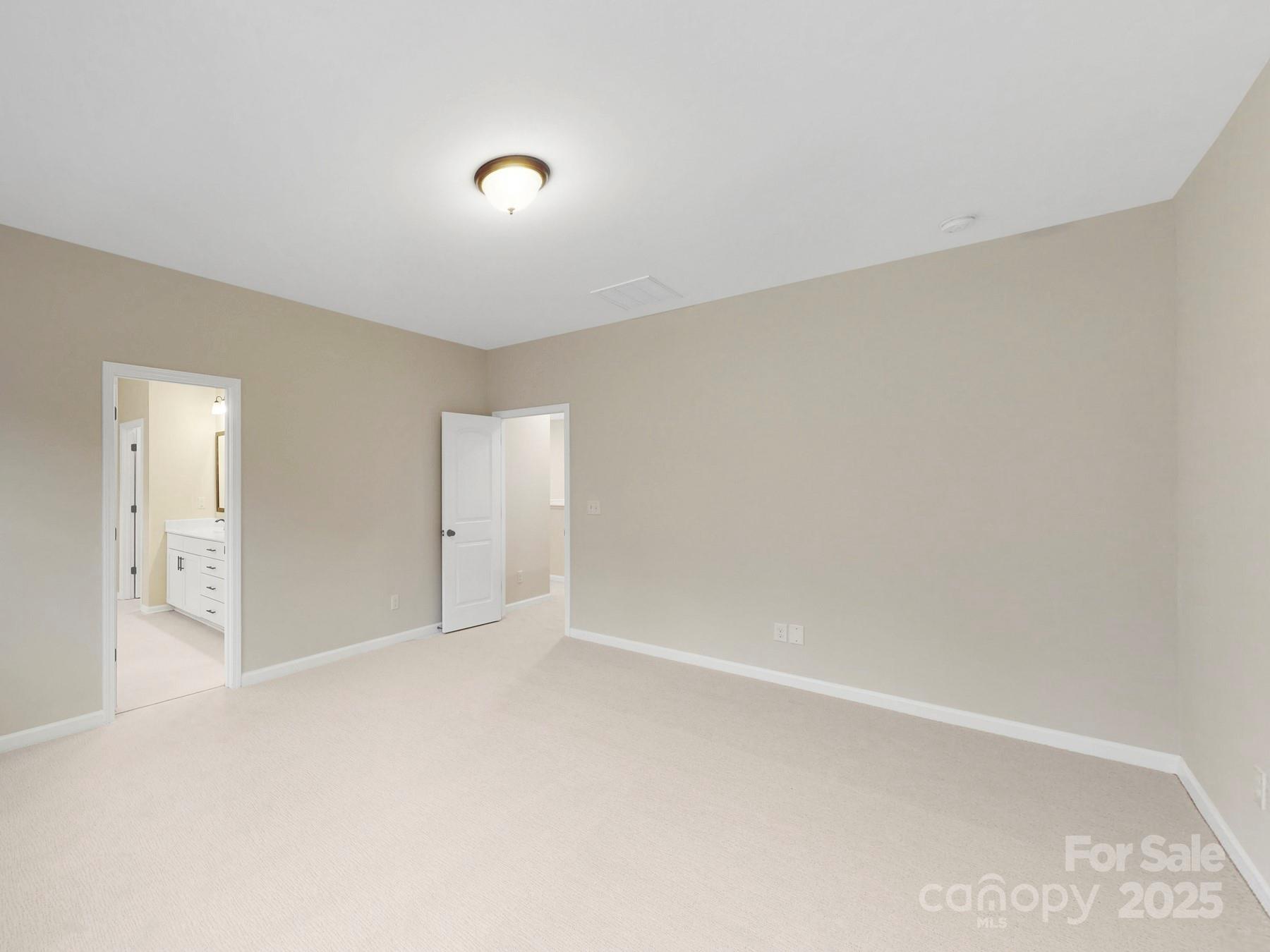 7089 Cobblefield Lane Property Photo 35