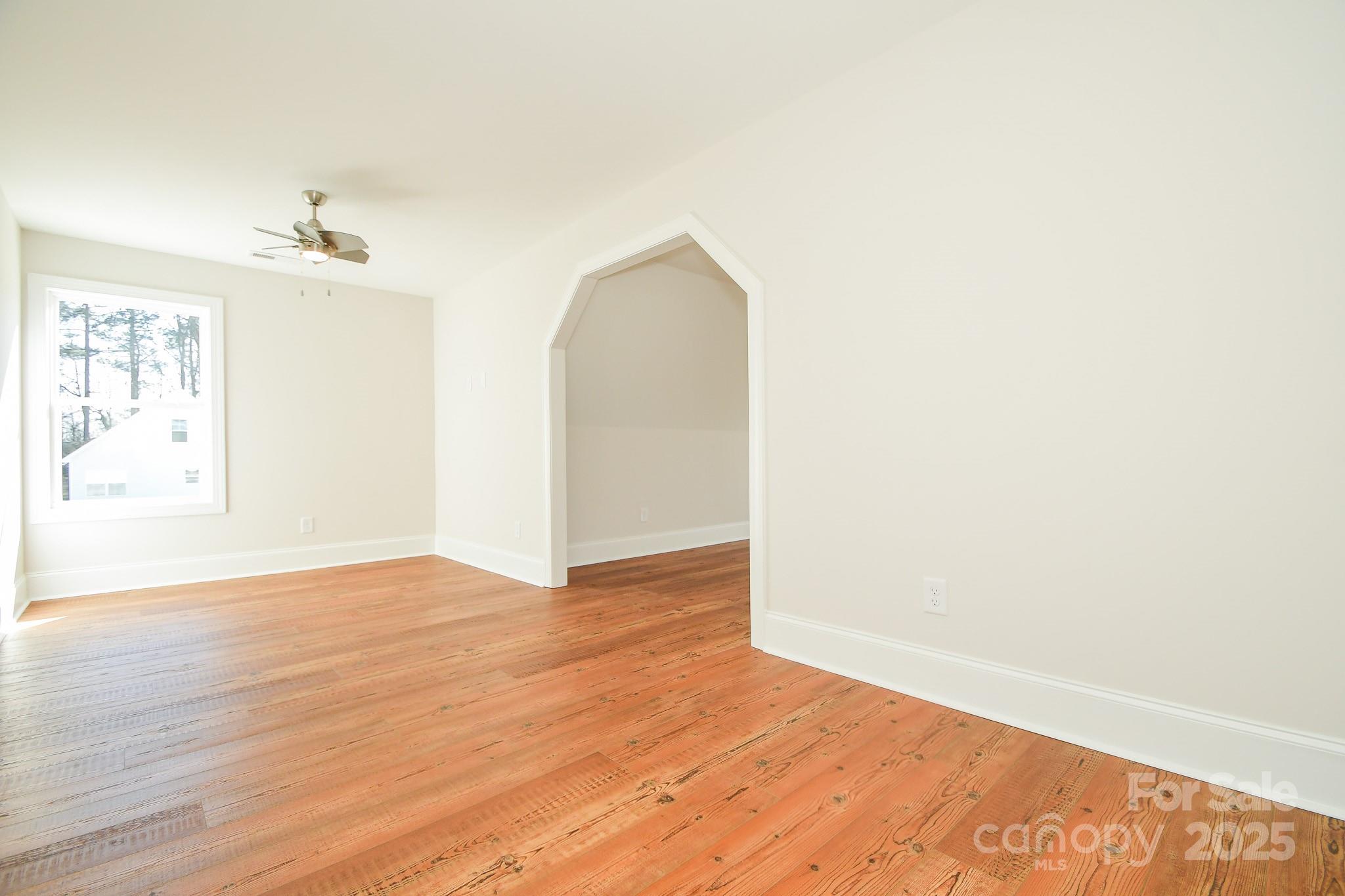 7805 Medlin Road Property Photo 11