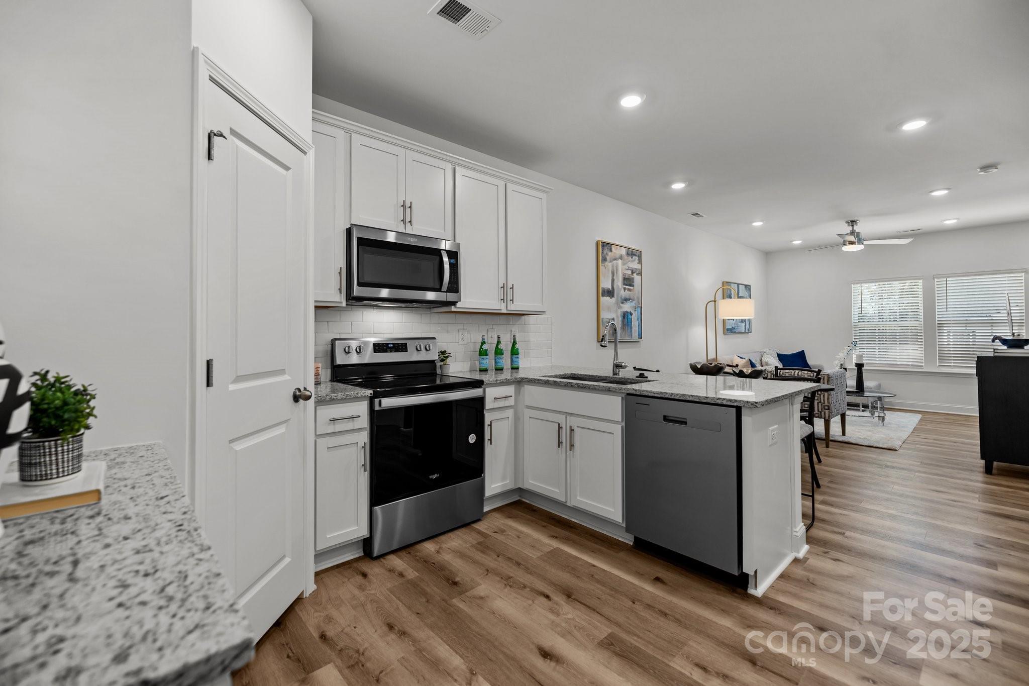 3108 Butler Hill Drive Property Photo 5