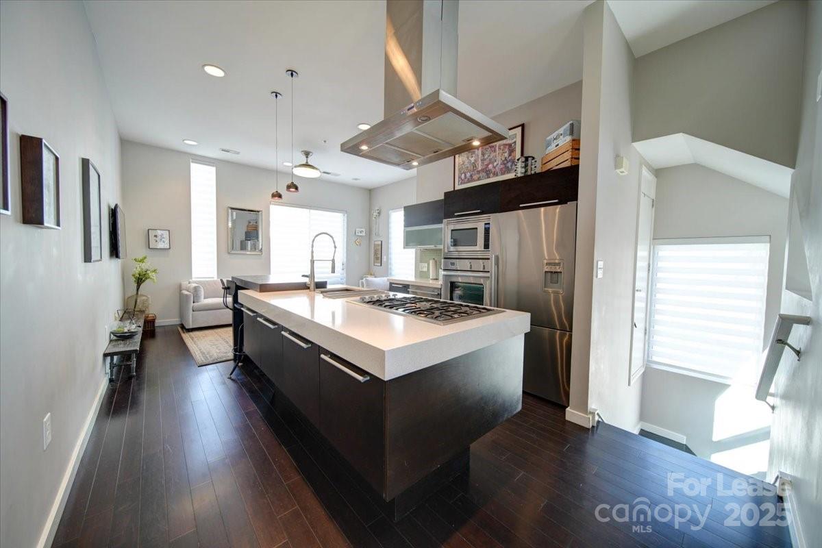329 Viburnum Way Court Property Photo 1