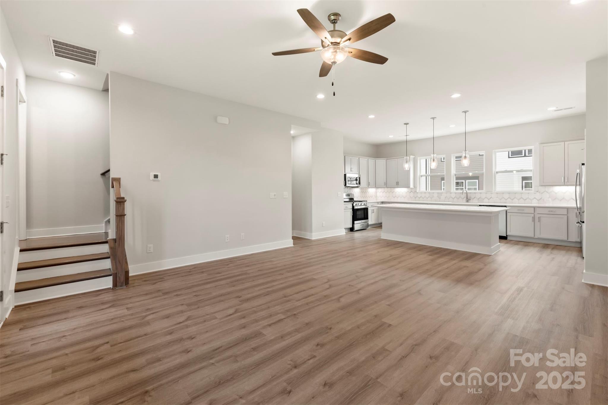 429 Nathaniel Way Brx0032 Property Photo 15