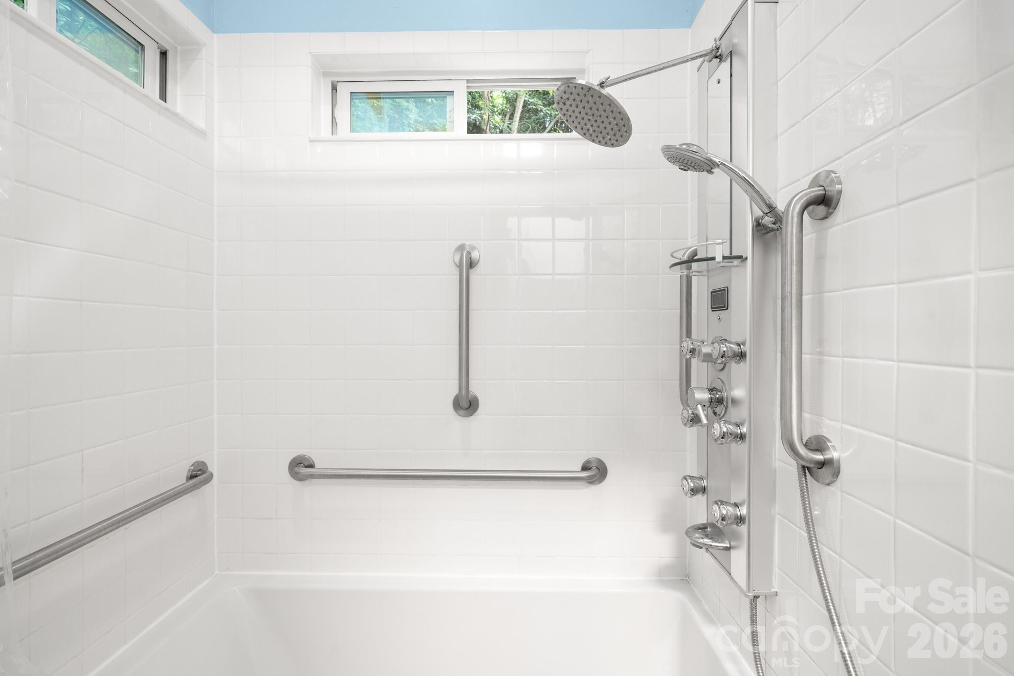 108 Lakewood Drive Property Photo 33