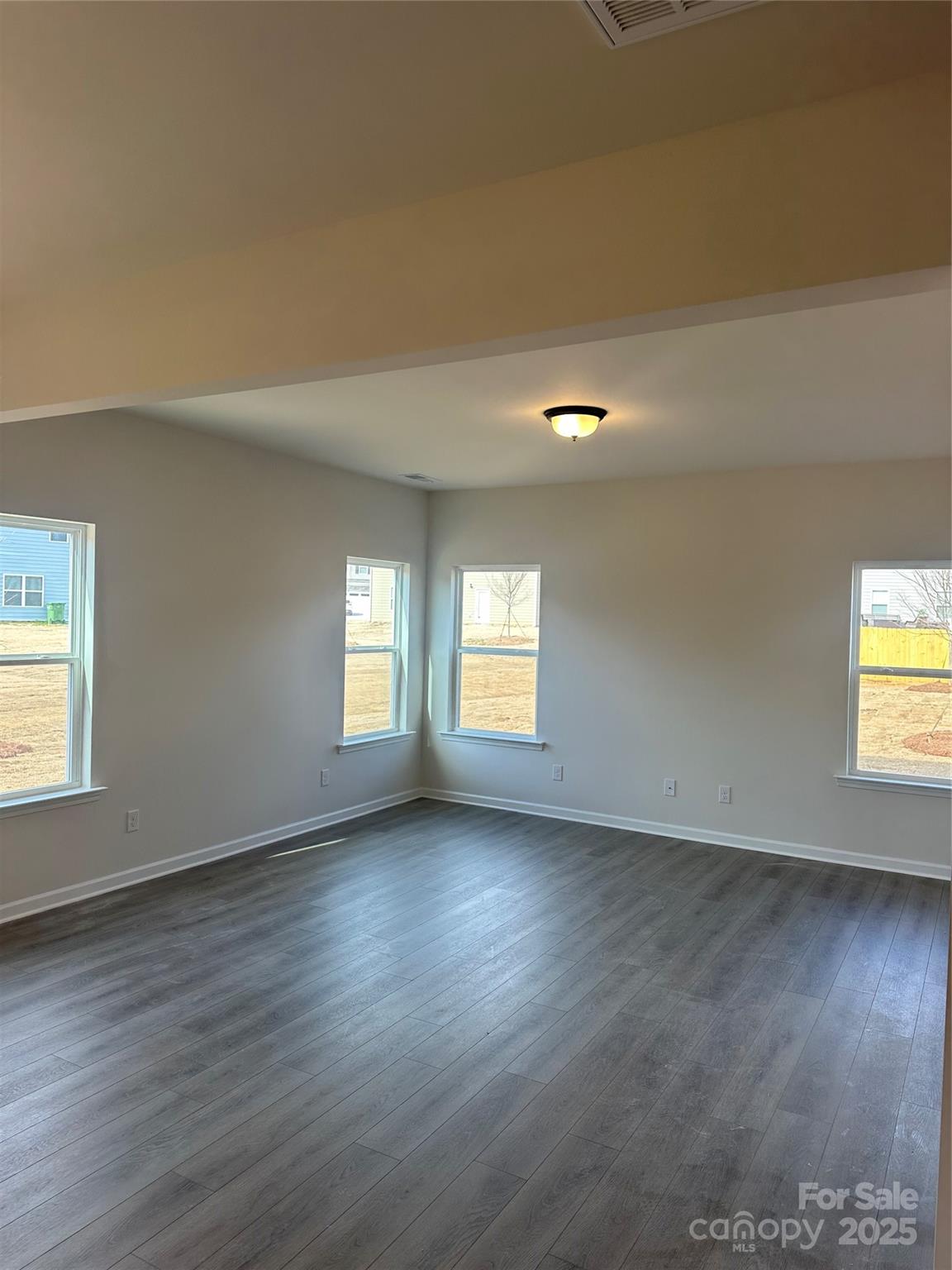 608 Lispenard Court Property Photo 4